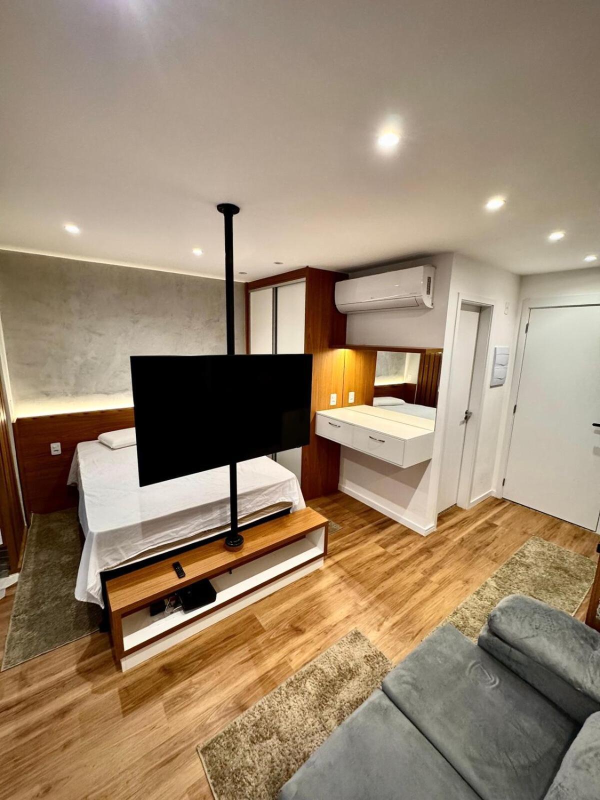 Apartamento Novo Consulado Americano *